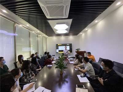 未來可期,讓我們攜手一起努力!