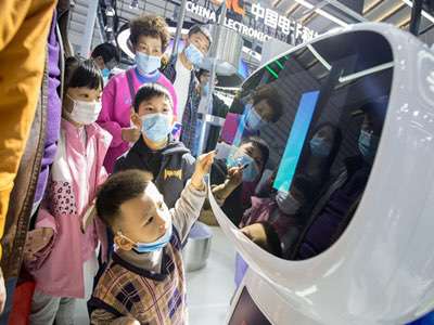 小度通過與產(chǎn)業(yè)鏈企業(yè)合作，能夠讓客人有更好的體驗