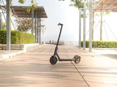 電動(dòng)滑板車的安全常識(shí)